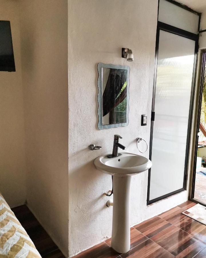 בקאלאר Posada El Refugio מראה חיצוני תמונה